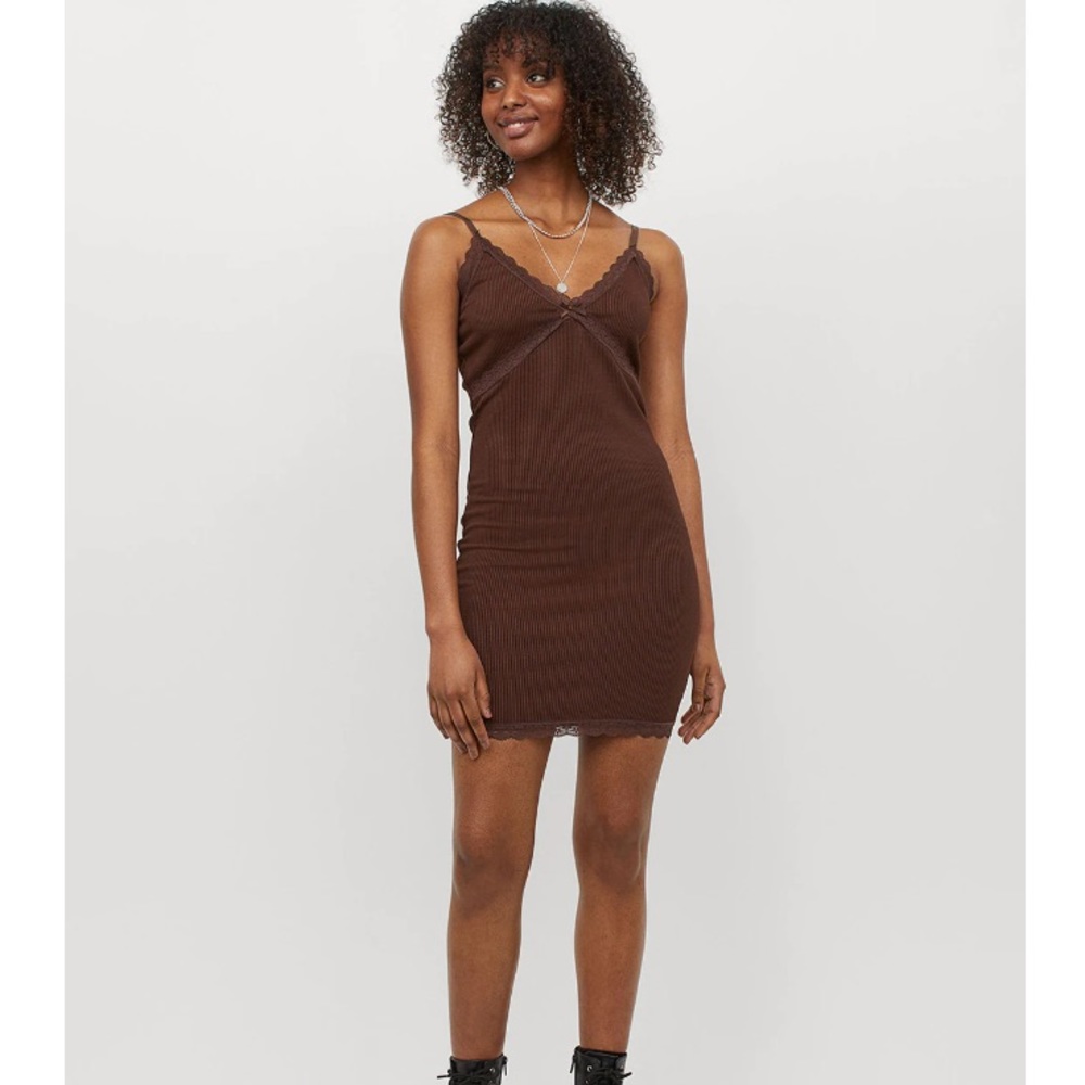 H&M Choco Dress with Lace Trims - Picture 2 of 6